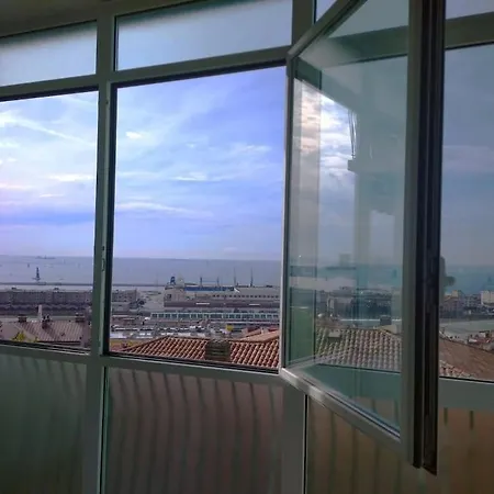 Seaview Panoramic *